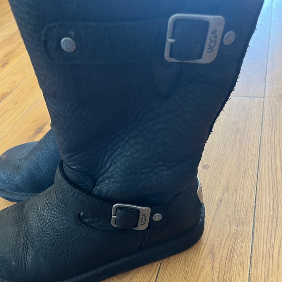 Ugg boot - Picture 3 of 4